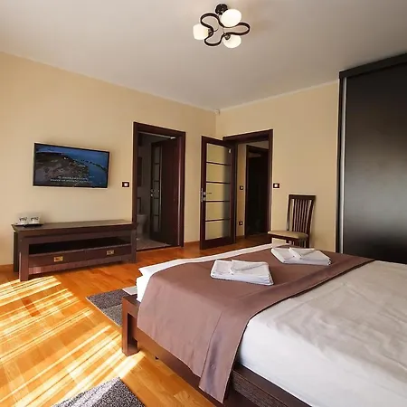 Guest house Moldavia Class Slanic Moldova